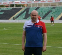 Osman Duran : Gediklisi Olduğumuz Profesyonel Lige Geri Dönmek İçin Seferberlik İlan Ediyoruz Osman Duran : Gediklisi Olduğumuz Profesyonel Lige Geri Dönmek İçin Seferberlik İlan Ediyoruz